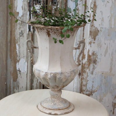 Vaso shabby chic in metallo con manici h 54 cm